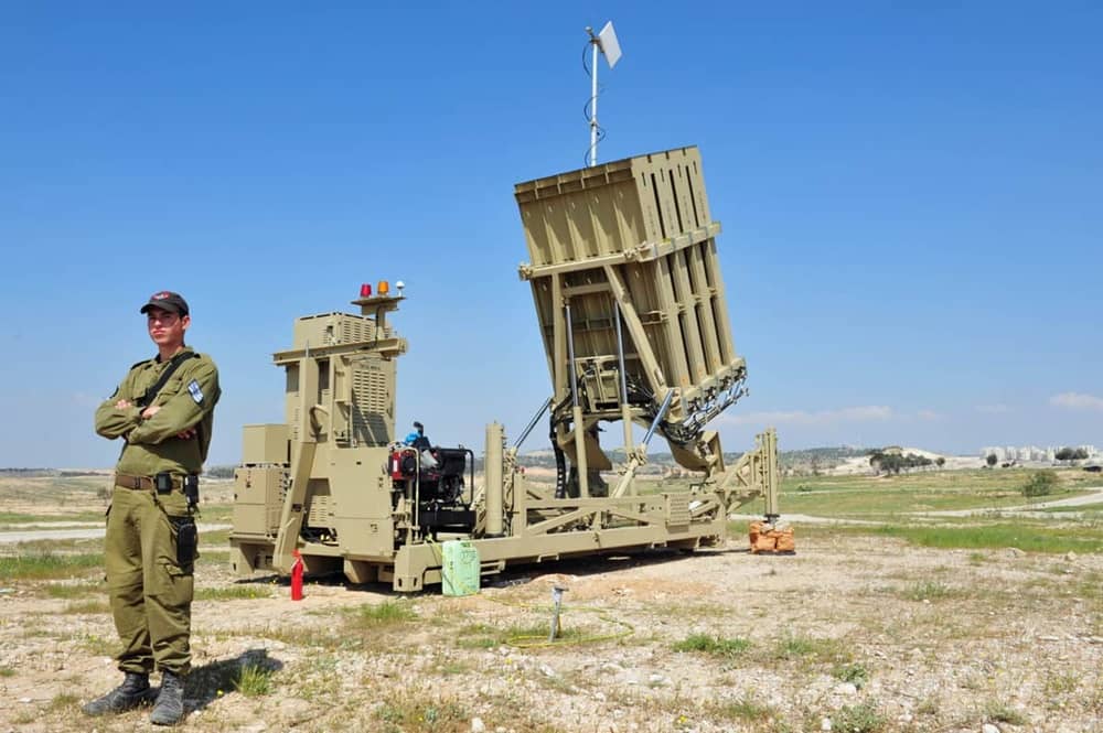 iron dome and israeli soldier