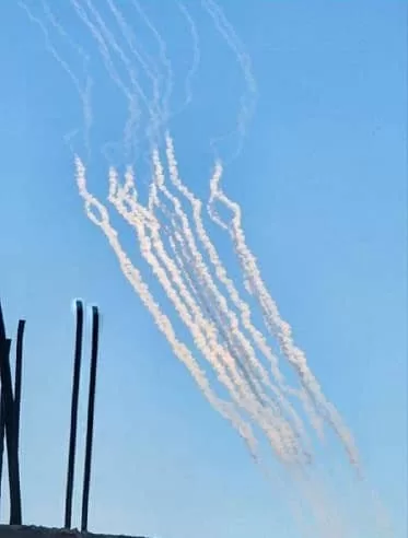 hamas launches rocket attacks at Israel